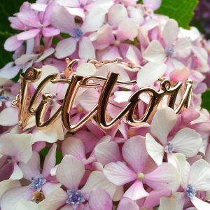 Bracciale con scritta Vittoria in oro
