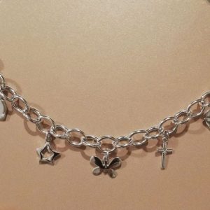 Girocollo in argento 925 con charms